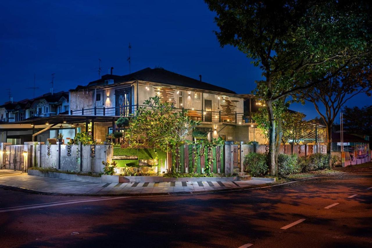 Eco Haus Garden Residential Villa Джохор Бахру Екстериор снимка