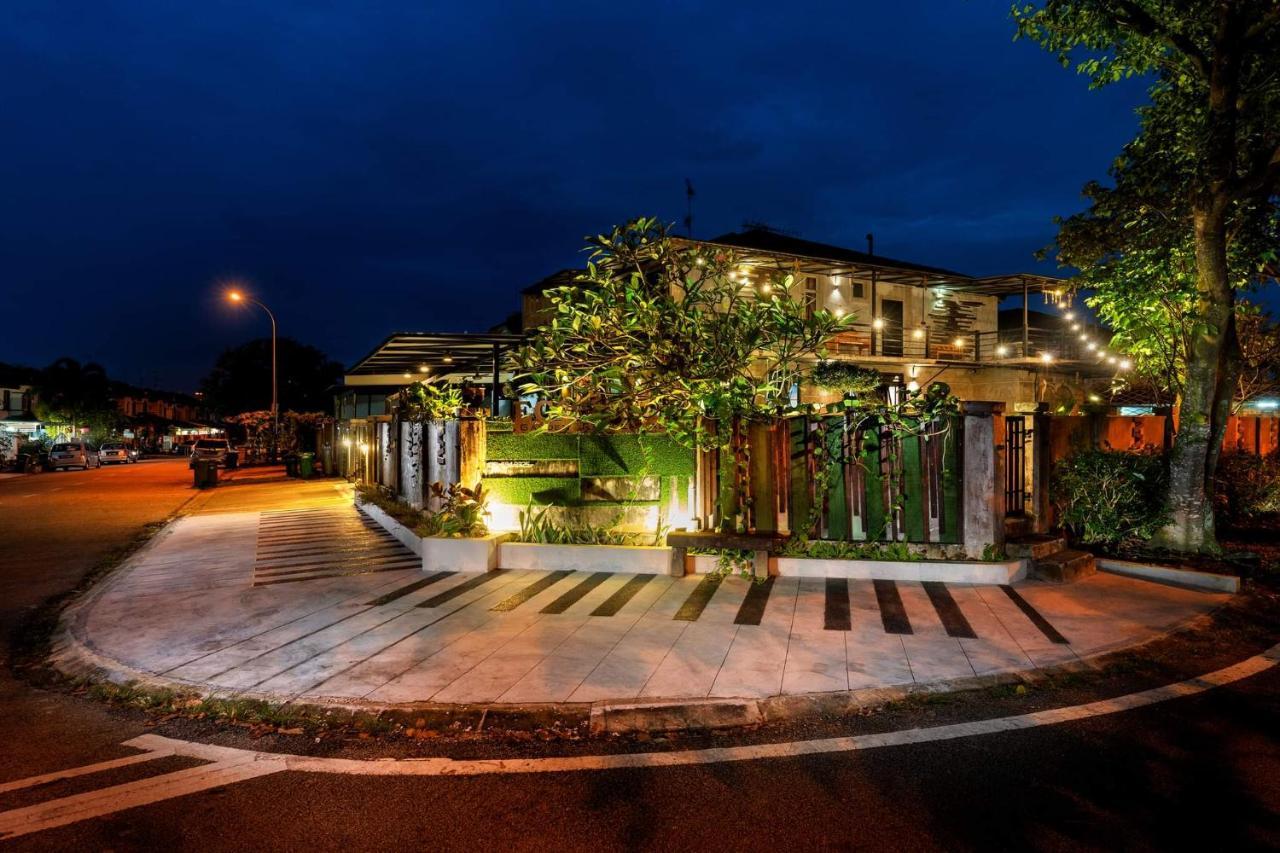 Eco Haus Garden Residential Villa Джохор Бахру Екстериор снимка